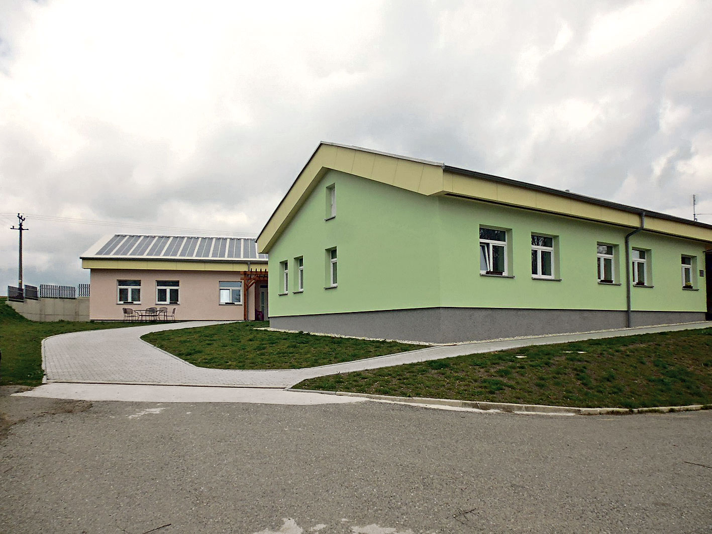 Ústav sociální péče v Lidmani – demonstrační budova v České republice