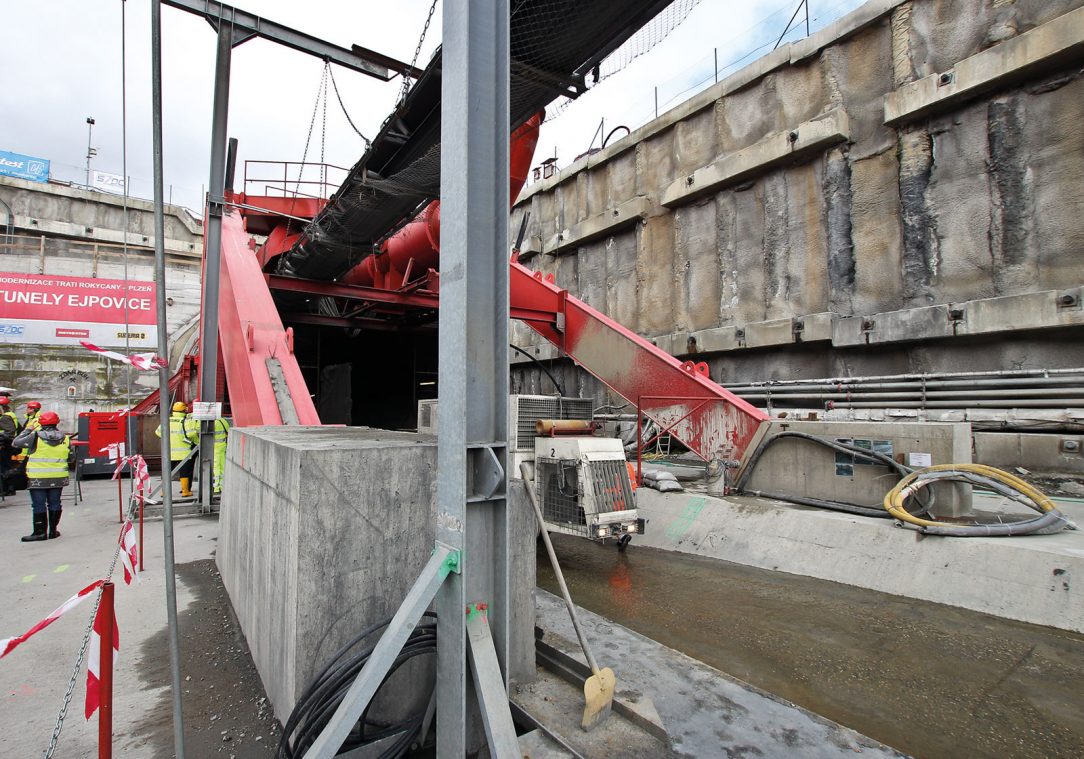 Výstavba tunelů na území ČR v Ejpovicích na Plzeňsku Výstavba tunelů na území ČR v Ejpovicích na Plzeňsku