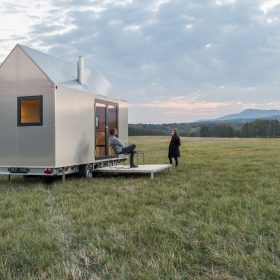 Mobile Hut