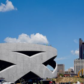 Skvělý výsledek betonáže po odbednění přesvědčil architekty aby upustili od původního záměru a neprováděli žádné dodatečné úpravy povrchu betonu