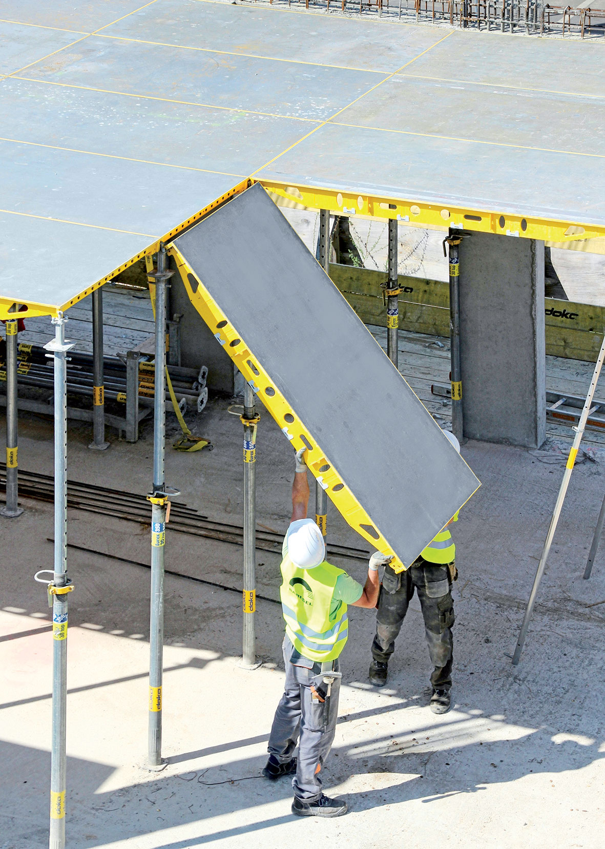 Instalace panelů je rychlá snadná a díky montáži ze země také bezpečná.