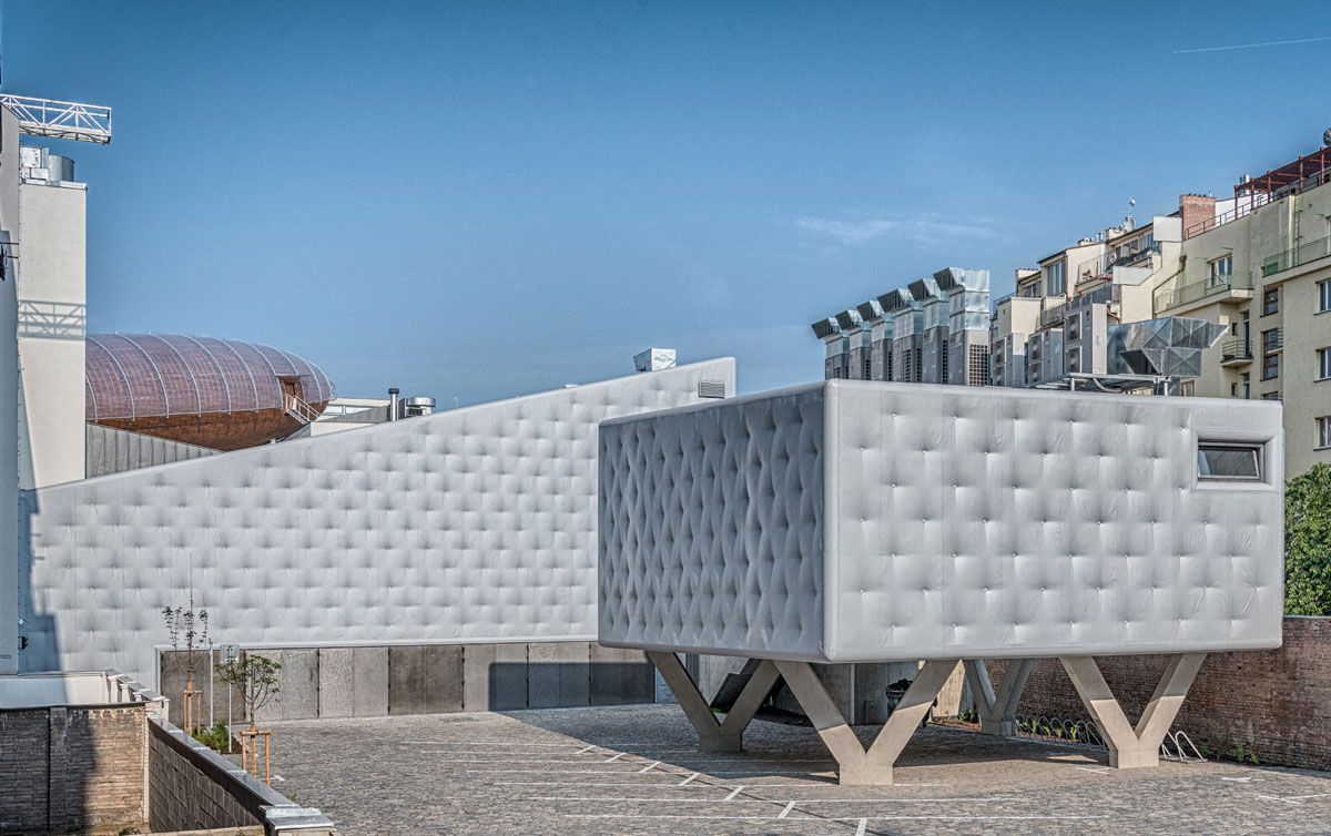 Pražské Centrum současné architektury Dox 