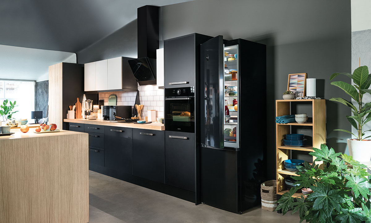 Spotřebiče Gorenje Simplicity jsou k dispozici v tajemné černé