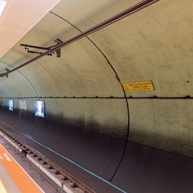 iStock metro 878659766