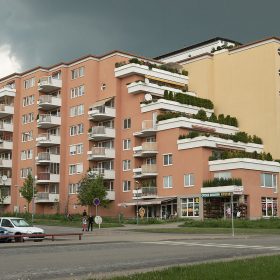 Brno Lesná bytový dům při Okružní ulici náležející ke komplexu Majdalenky I.