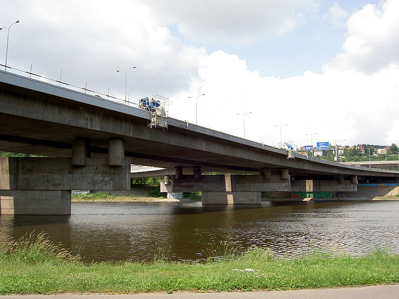 Barrandovský most