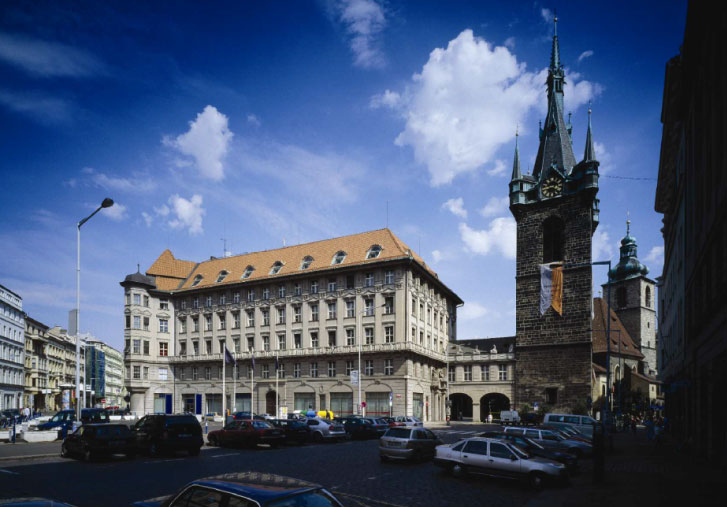 Cukrovarnický palác na Senovážném náměstí se promění na lifestylový Hotel Andaz Prague.