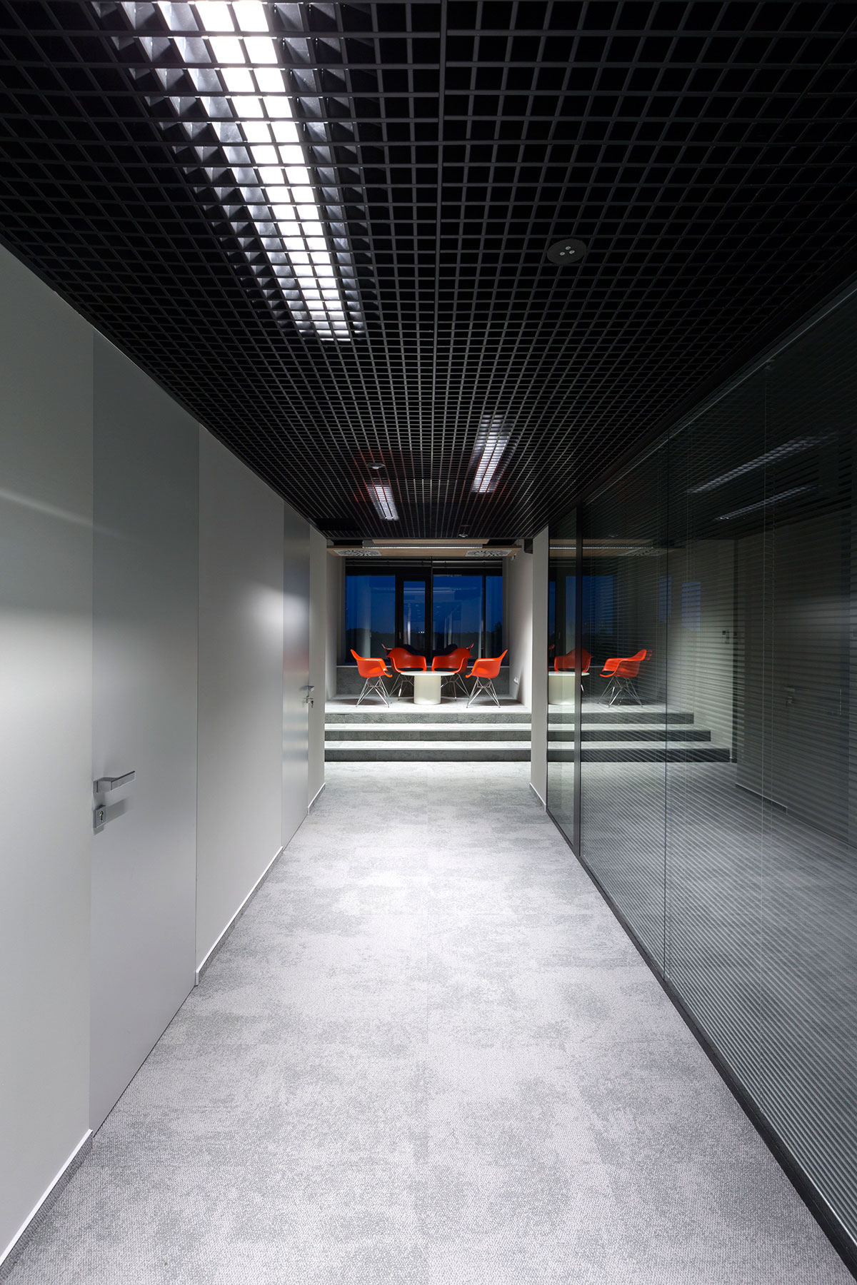 Fortius 52 designové řešení kancelářských prostor a chodeb