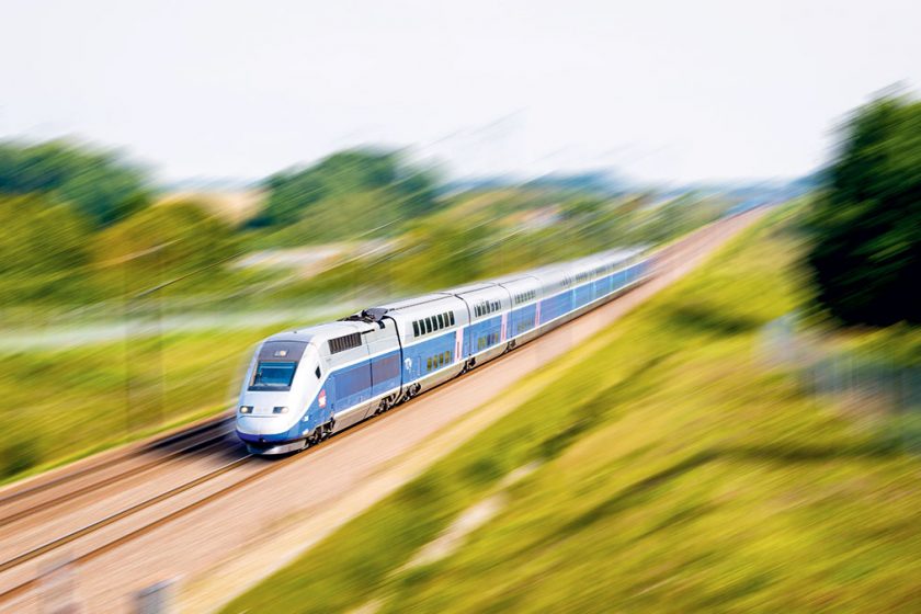 Správa železnic se rozhodla v koordinaci s ministerstvem dopravy využít více než padesátiletého technického know how francouzských železnic.