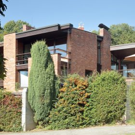 Renovace rodinného domu s netradičním řešením 3