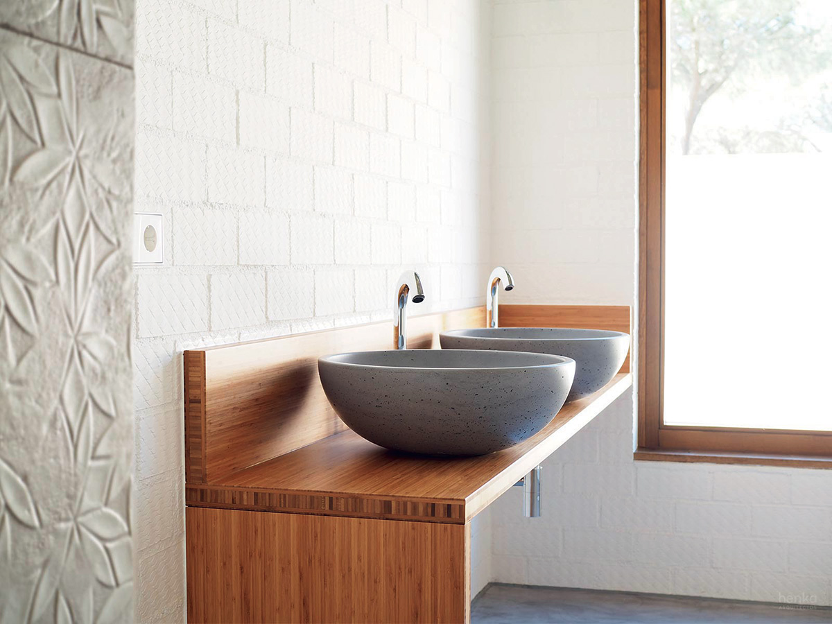 casa pinar antequera valladolid concrete washbasin henkaarquitectos