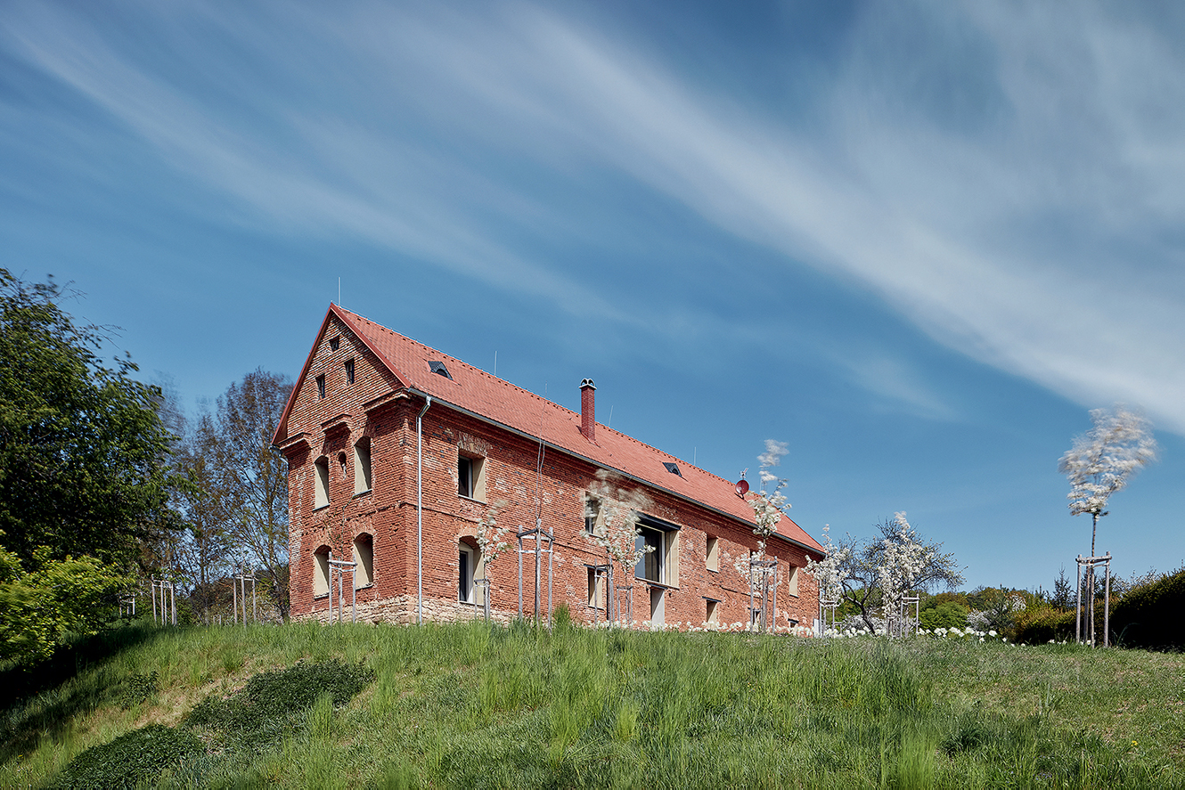 I přes pohnutou historii neztratil dům nic ze své velkoleposti.