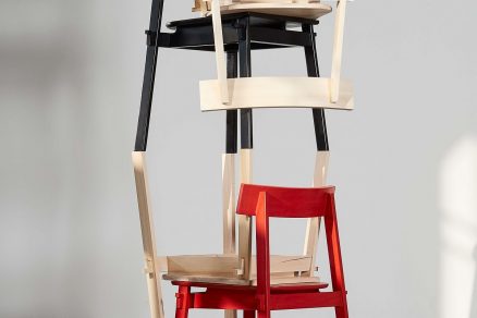 IHOR YOORA CHAIR