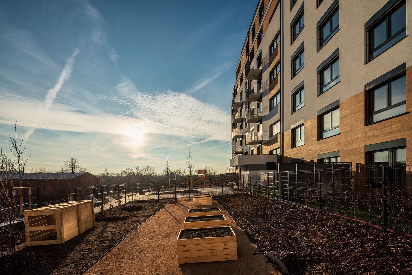 Komunitní zahrádka v energeticky úsporném projektu Zelená Libuš, JRD