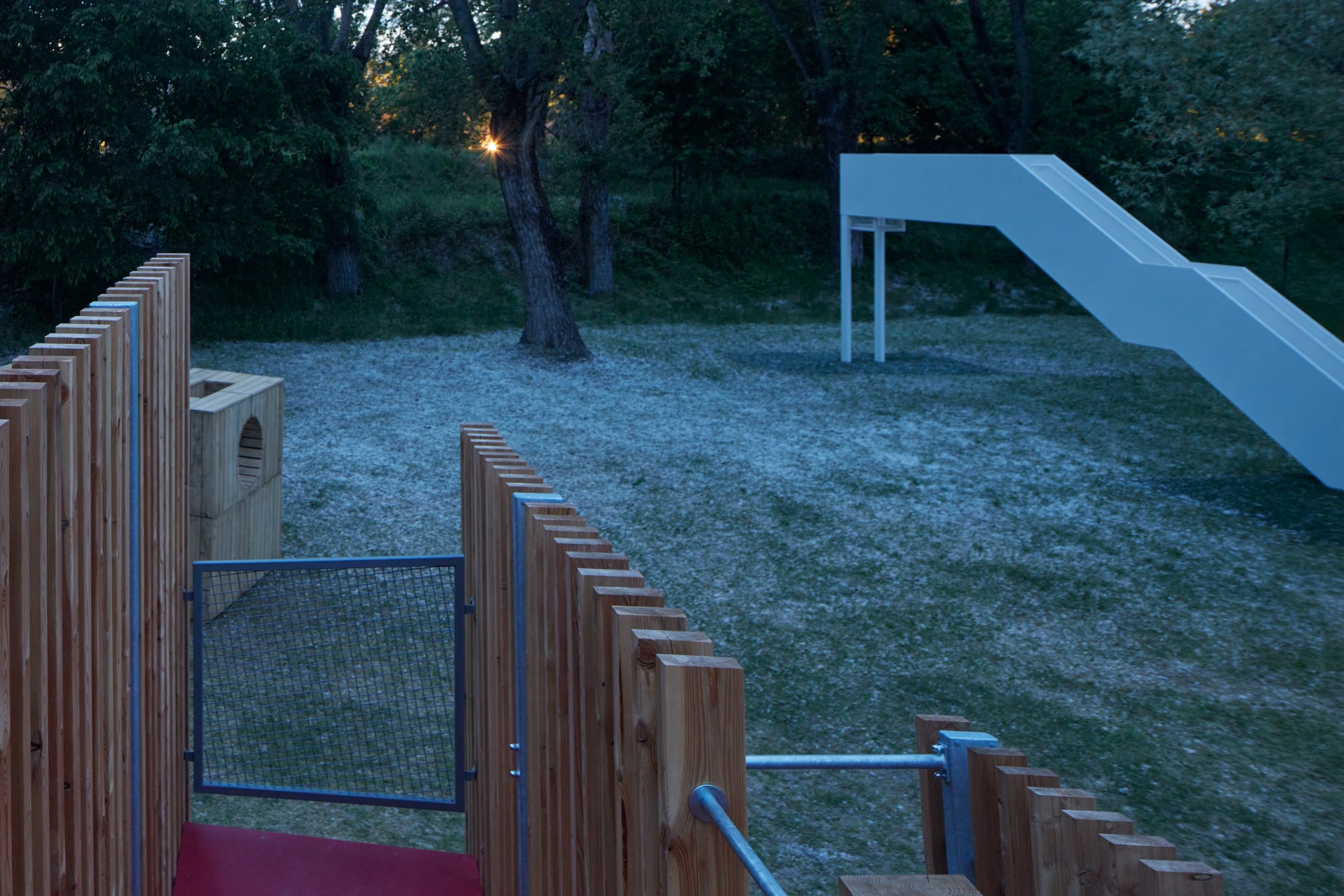 skull molo off fence boysplaynice 12 min