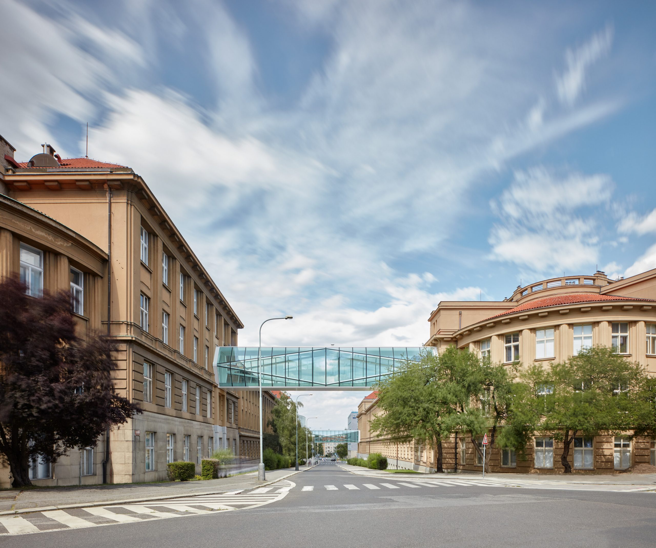 connecting footbridges uct prague ova boysplaynice 01