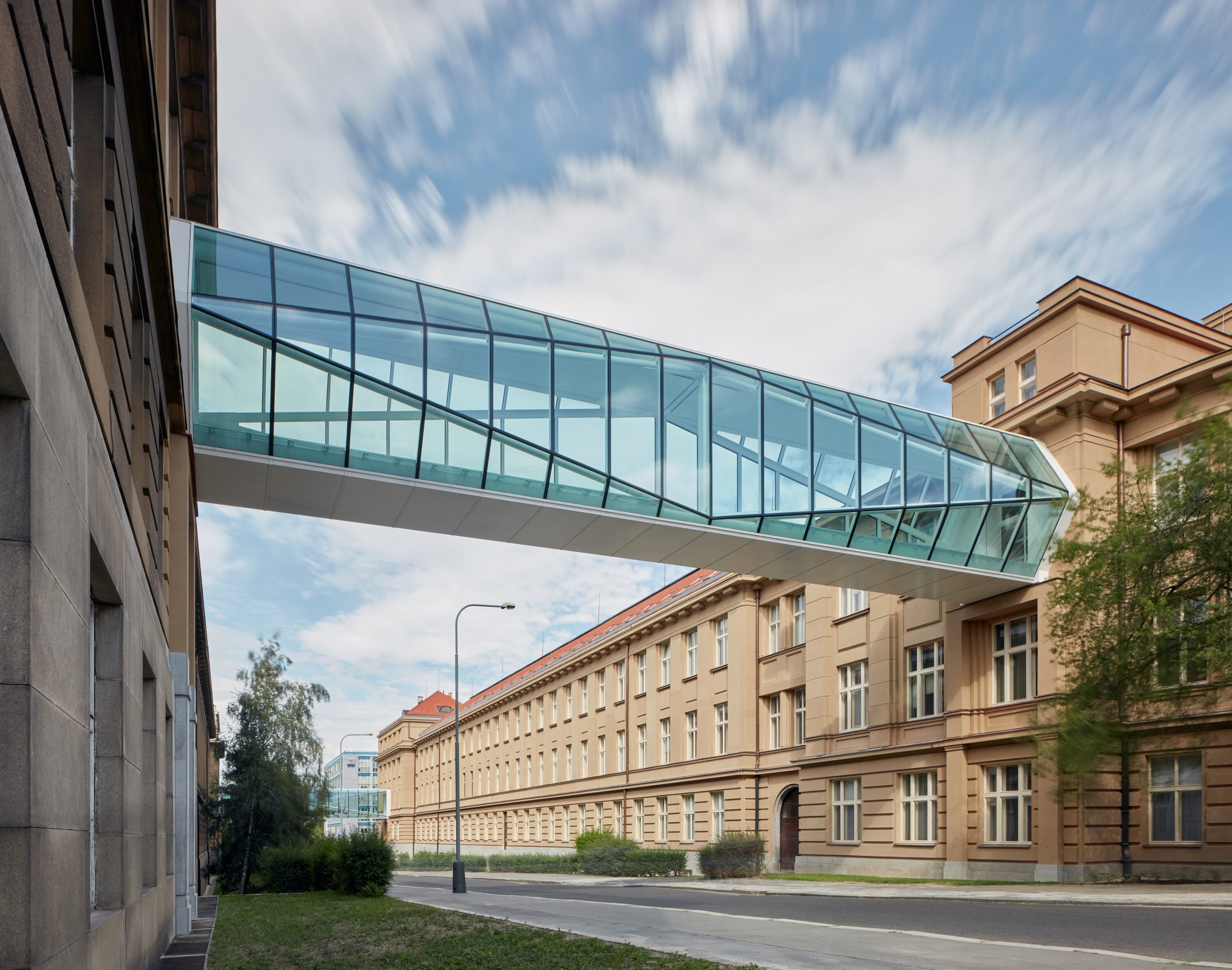 connecting footbridges uct prague ova boysplaynice 03