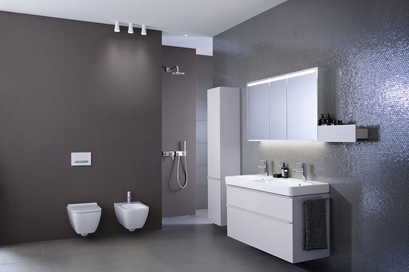 obr.1 2019 Bathroom 07 L Smyle wall brown Big Size