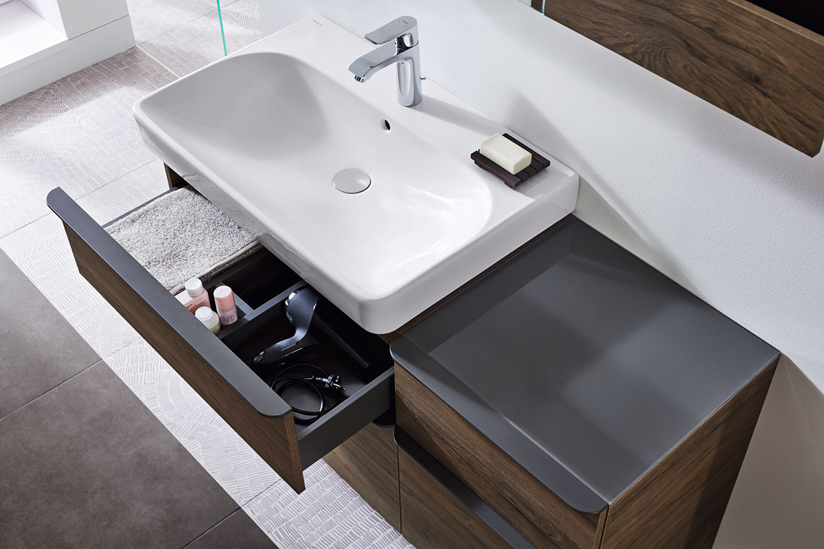 obr.2 2019 Bathroom 06 D Geberit Smyle Big Size