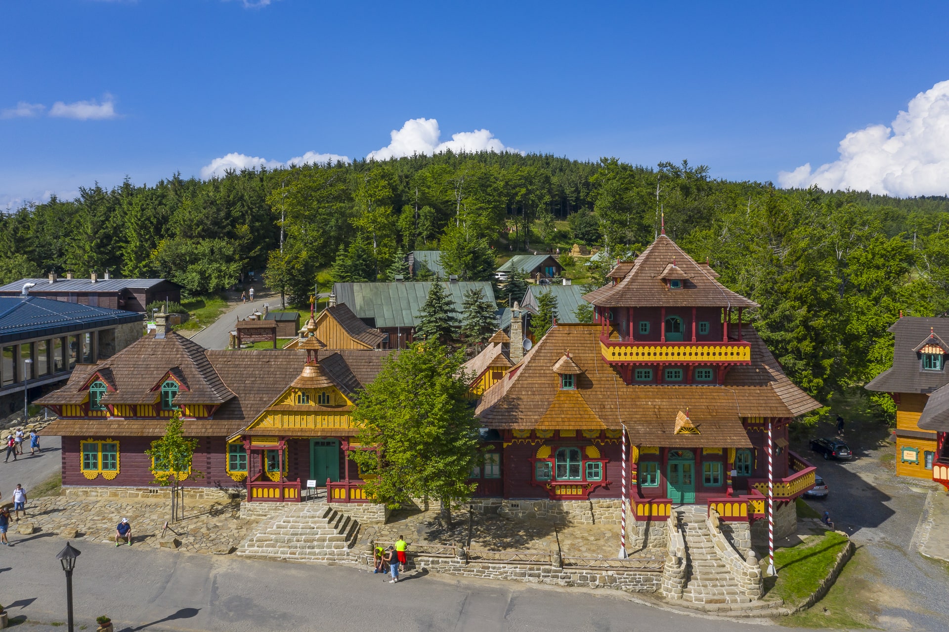 Turistická útulna s jídelnou, Libušín