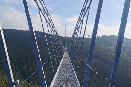 Sky Bridge 721