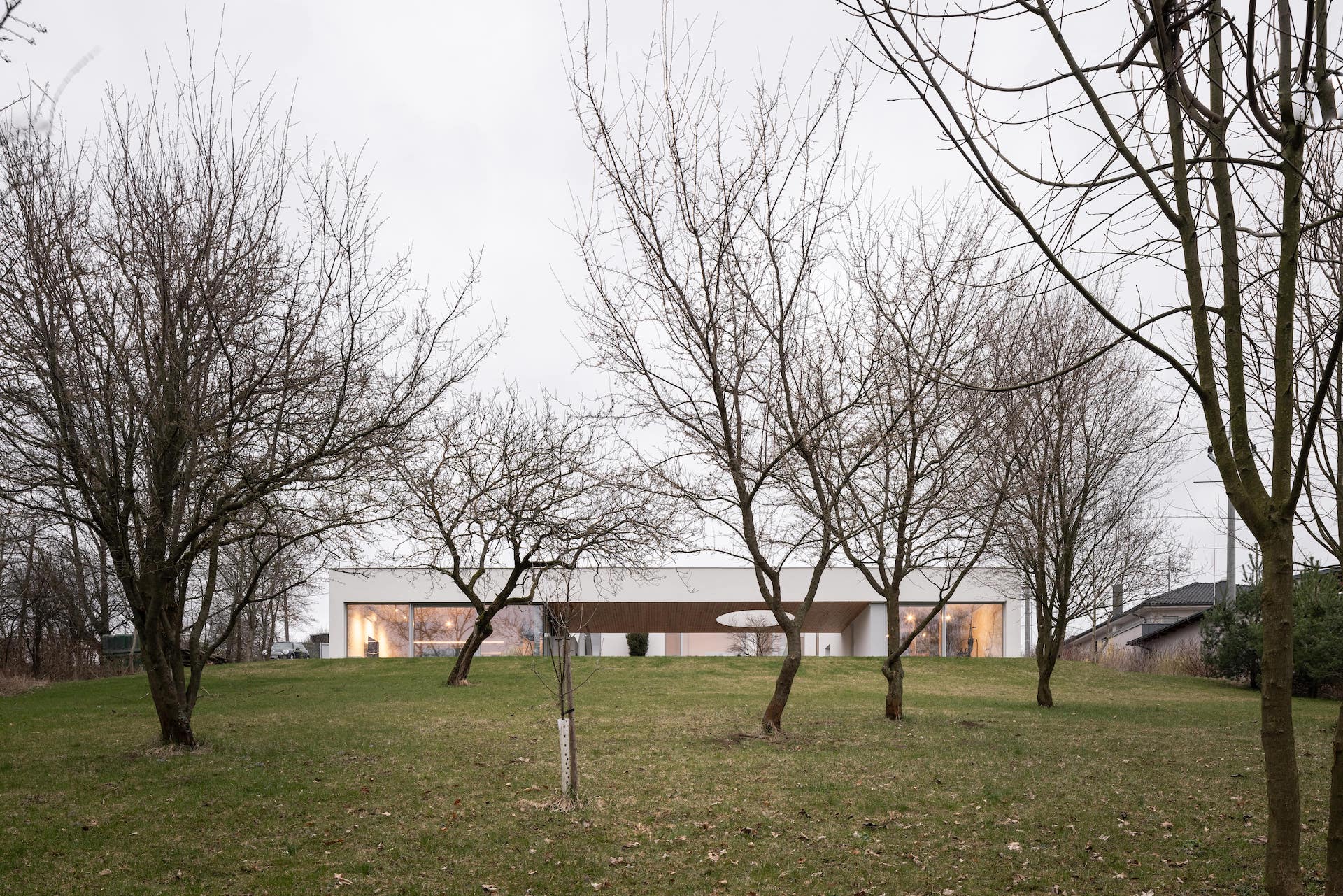 Platforma architekti Flow House photo by alex shoots buildings 31 min