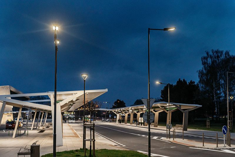 Moderní dopravní terminál slouží občanům i návštěvníkům Havířova od loňského roku