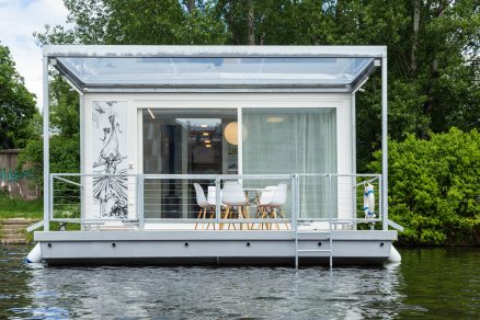 Houseboat Anna