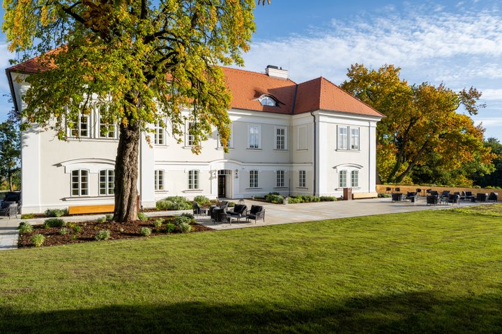 Nebřenický zámeček Oaks Prague