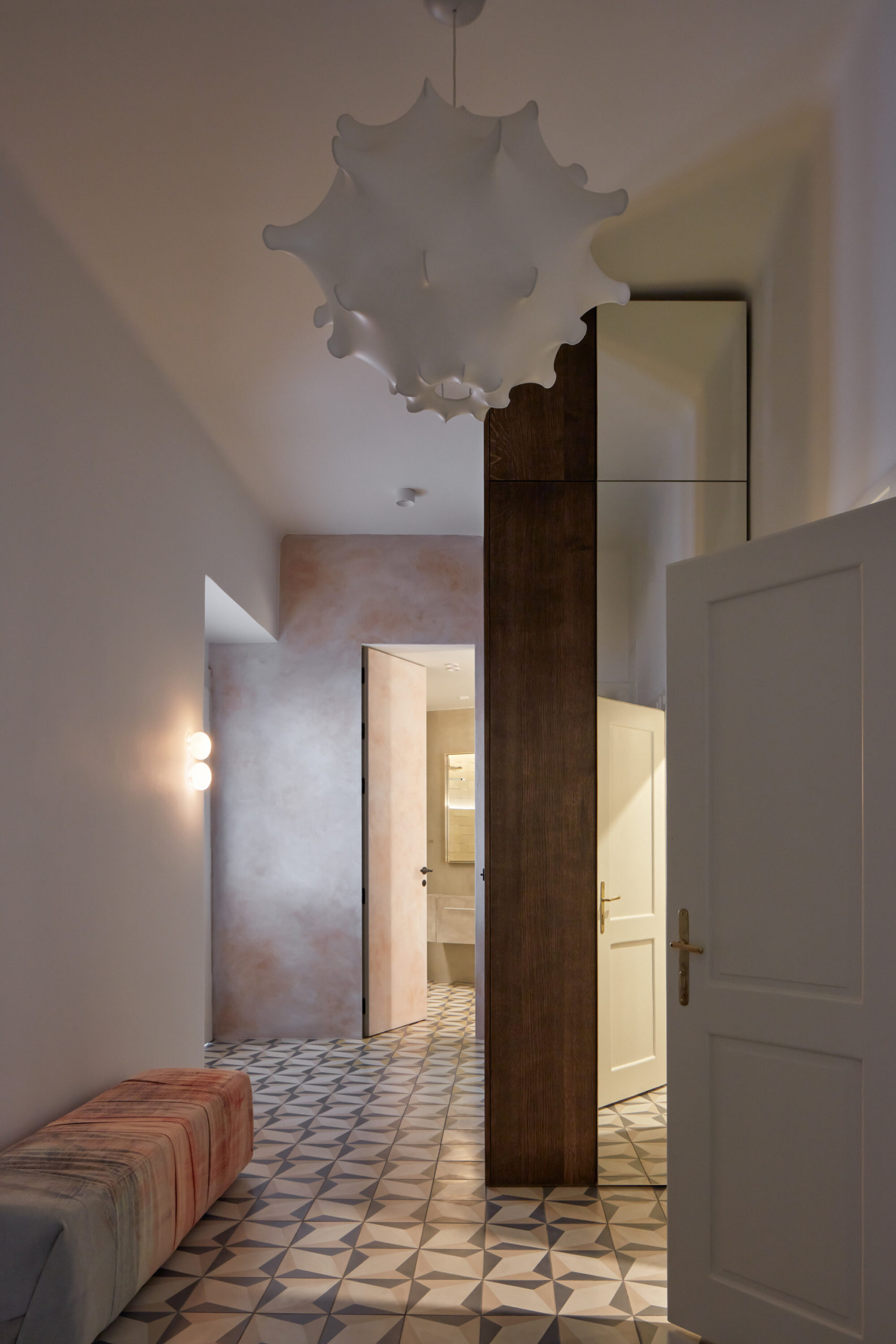 malfinio apartment e70 boysplaynice 01