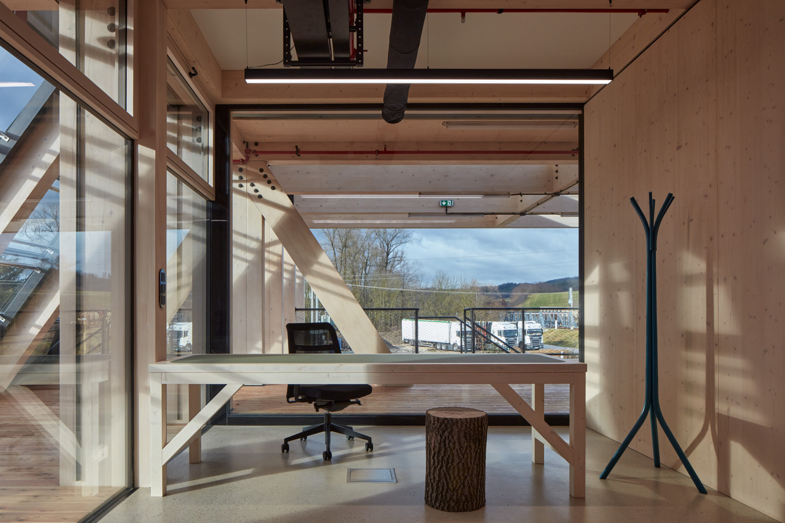 mjolk kloboucka lesni hq boysplaynice 44