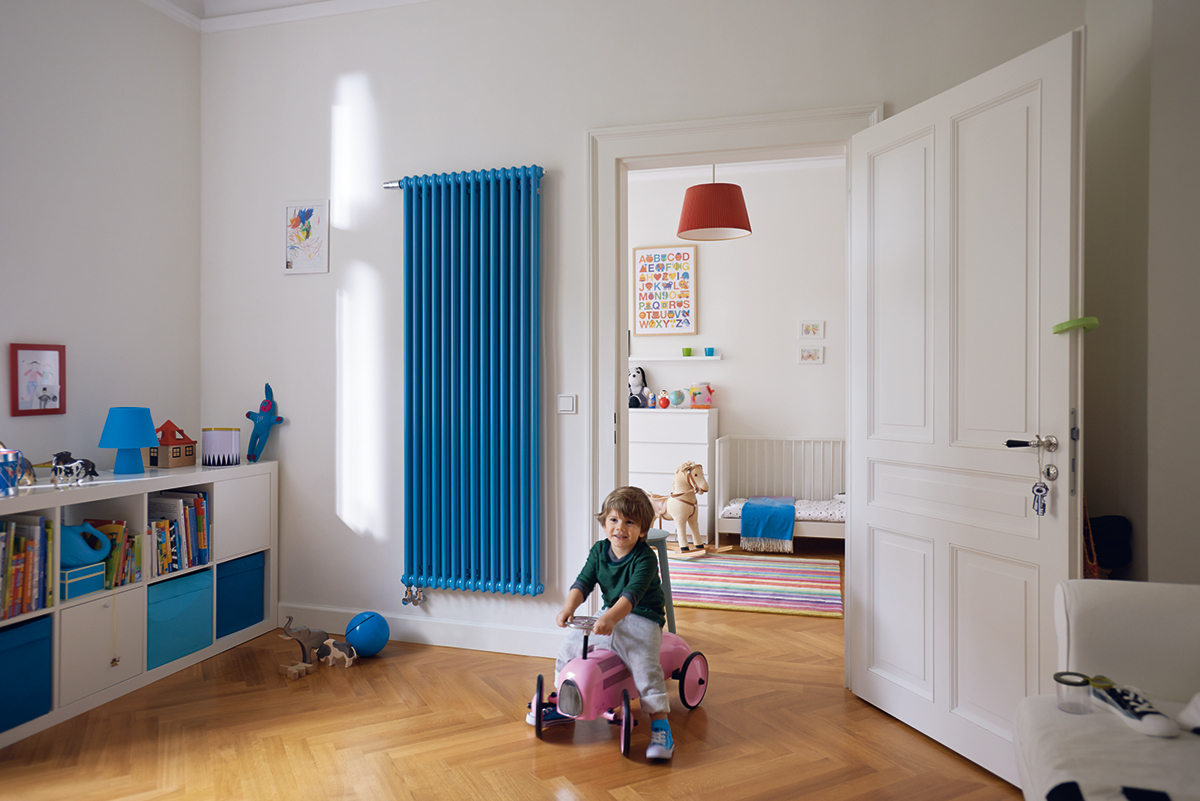 Vyšší provedení radiátoru Zehnder Charleston je vhodným řešením pro nízkoteplotní systémy.