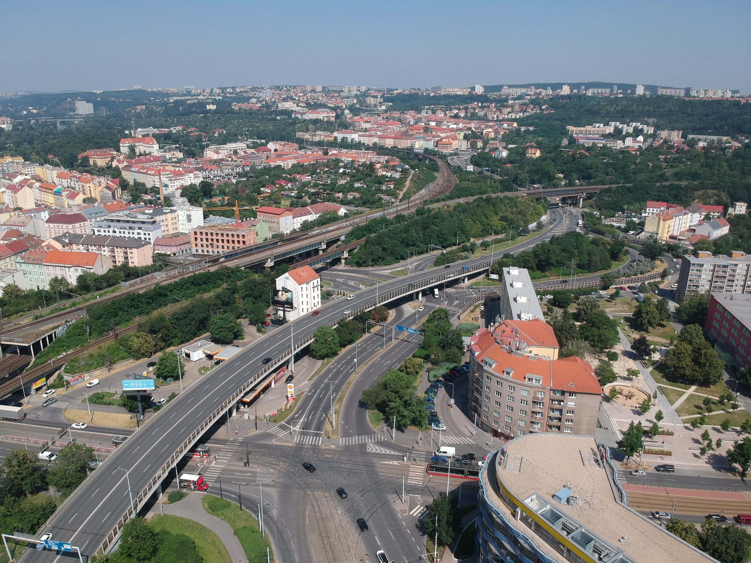 Oblast Balabenka – aktuální stav a vizualizace veřejných prostranství, urbanizace a lávky přes ulici Sokolovská a Spojovací.