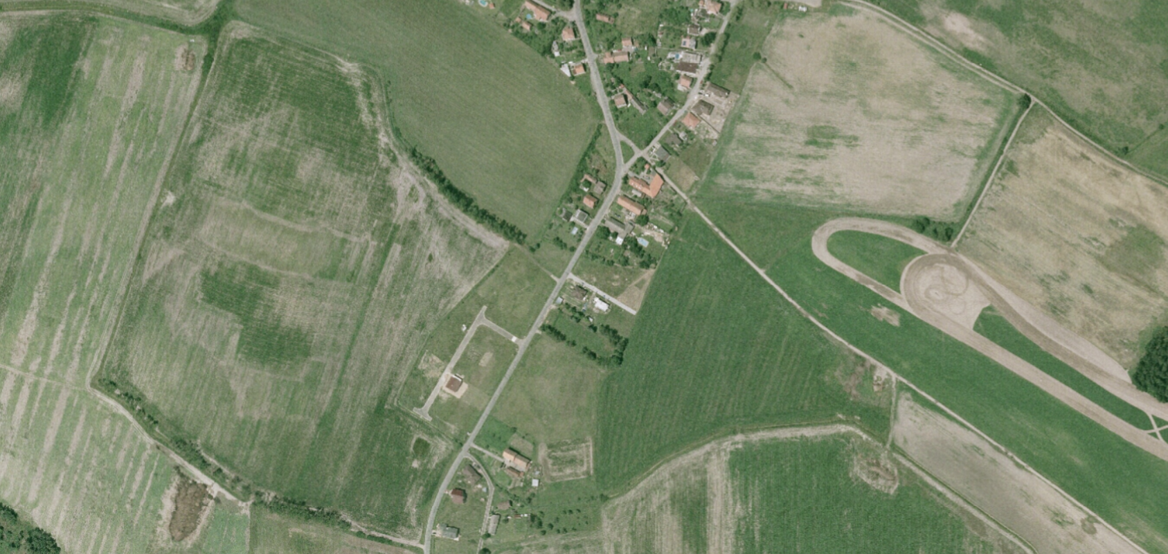 Němčice u Pardubic 2002