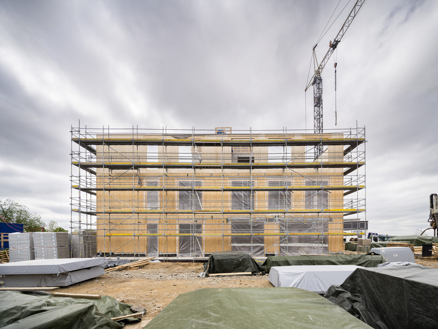 Studio Perspektiv dokončuje první čtyřpodlažní administrativní stavbu v Česku. Na projektu spolupracuje také Taros Nova