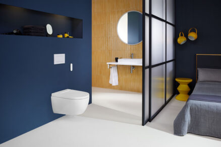 Nová Geberit AquaClean Alba představuje cenově příjemné uvedení do světa sprchovacích toalet.