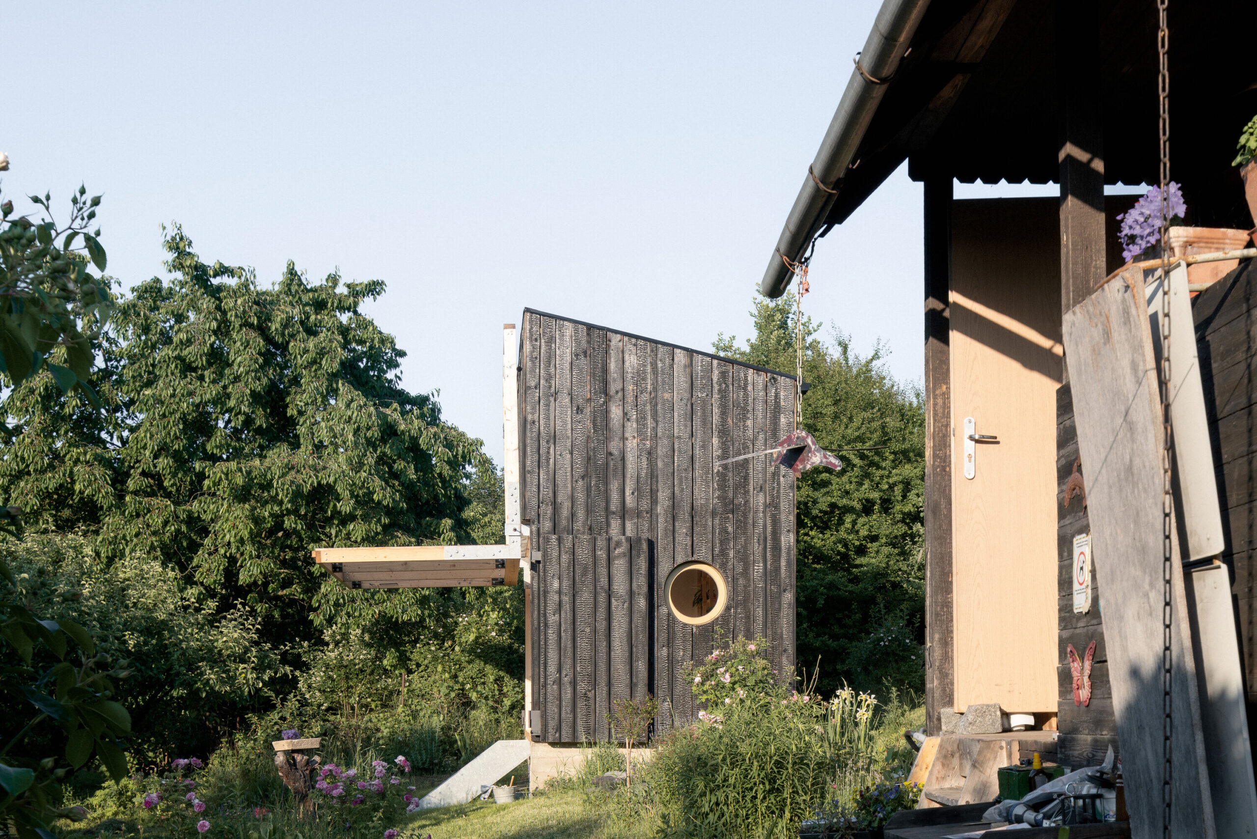 byro architekti garden pavilion alex shoots buildings 11