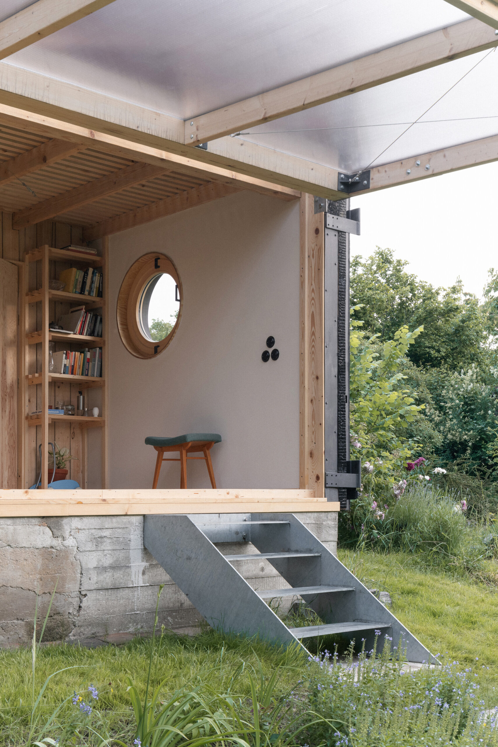byro architekti garden pavilion alex shoots buildings 25