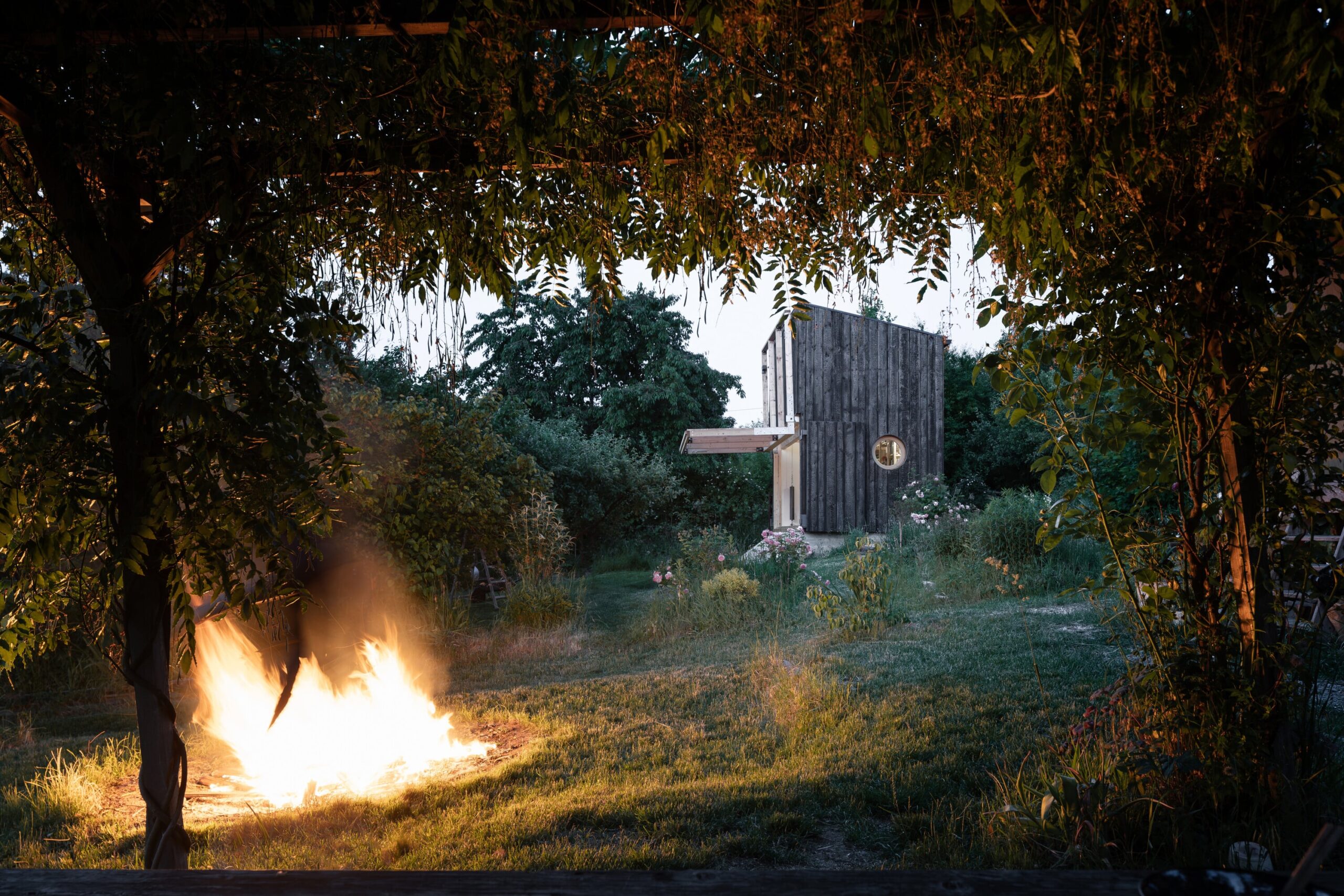 byro architekti garden pavilion alex shoots buildings 27 min