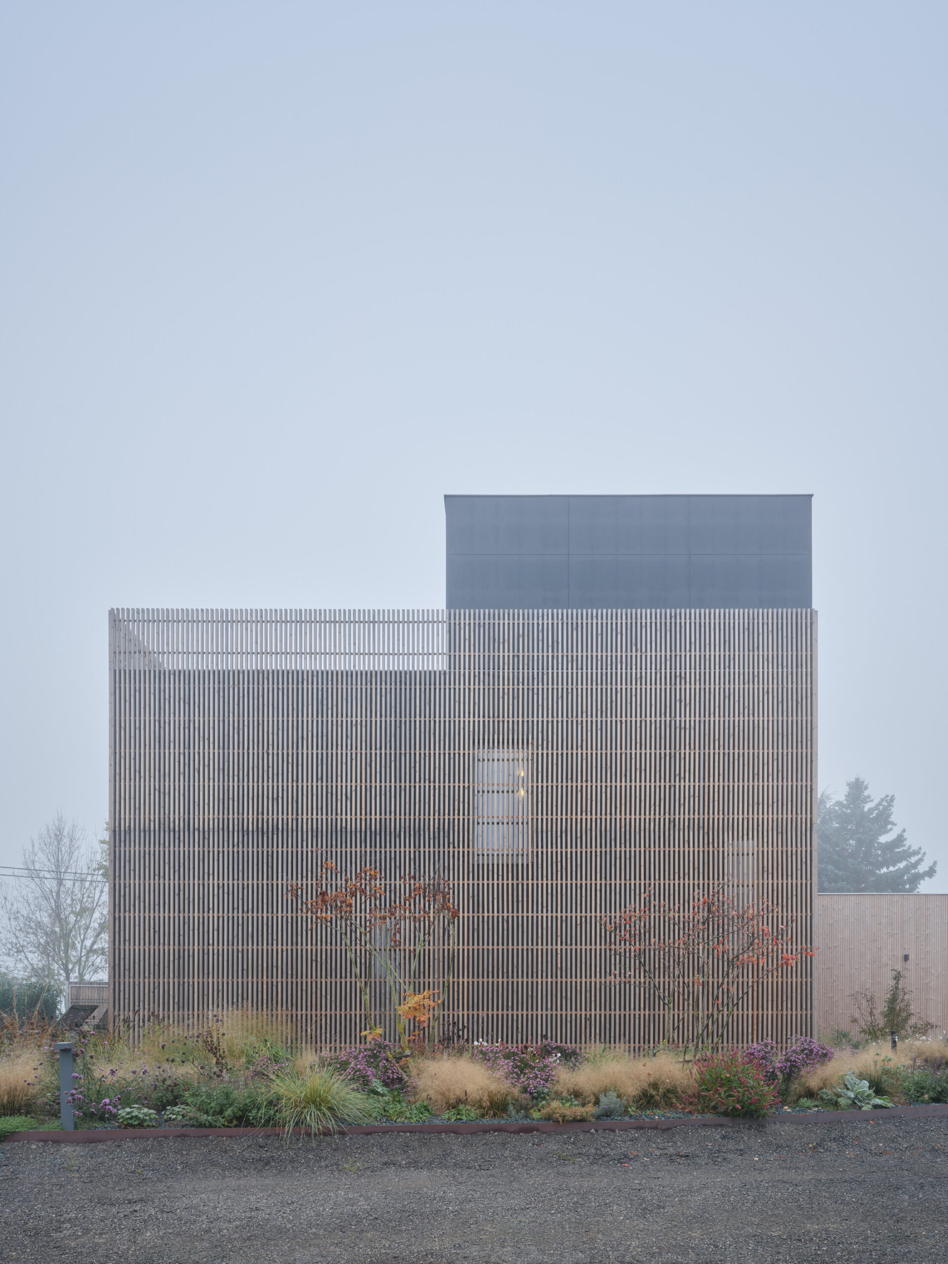 eko modular family and company headquarters eko modular boysplaynice 04