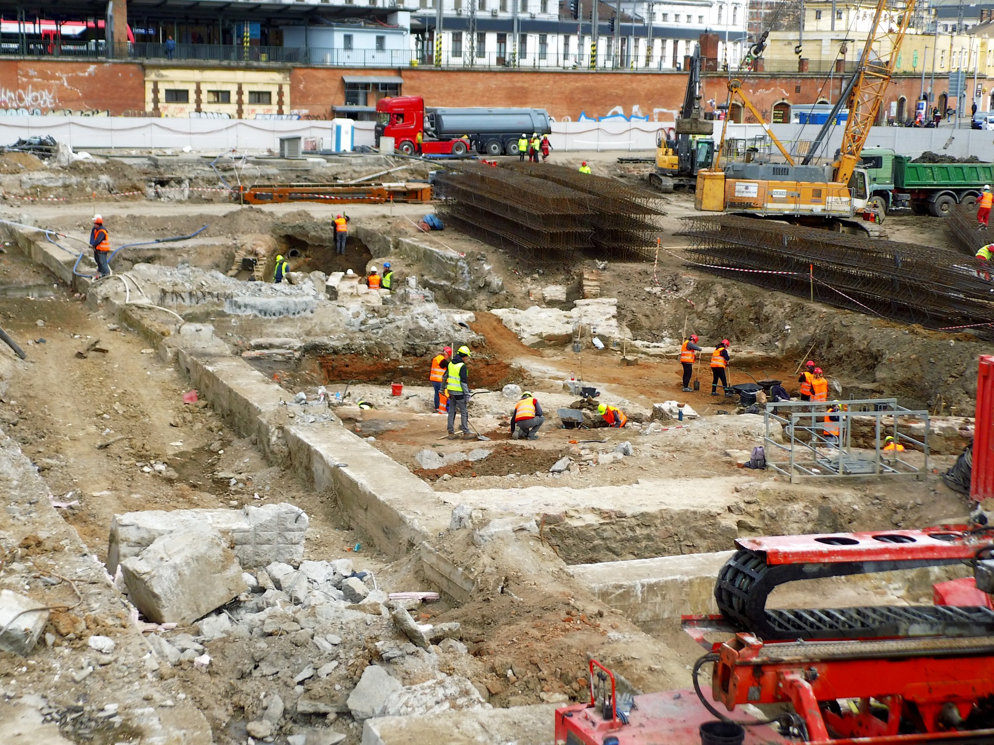 Archeologický průzkum v prostoru bývalého obchodního domu Prior