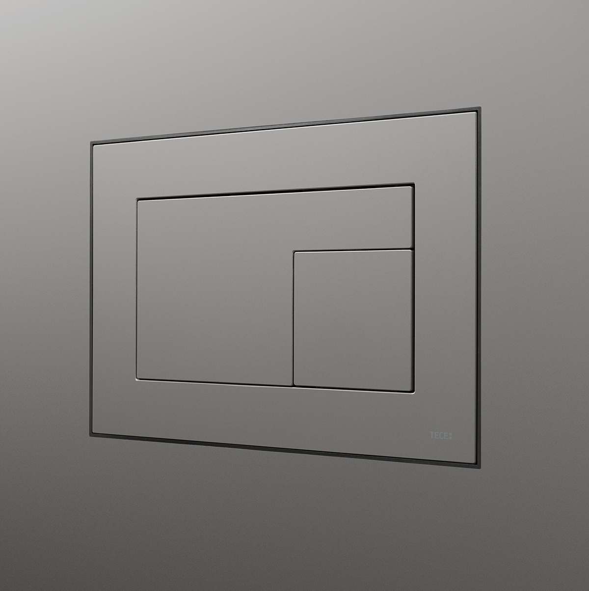 „Detail minimalistického ovládacího tlačítka pro toaletu s matným povrchem