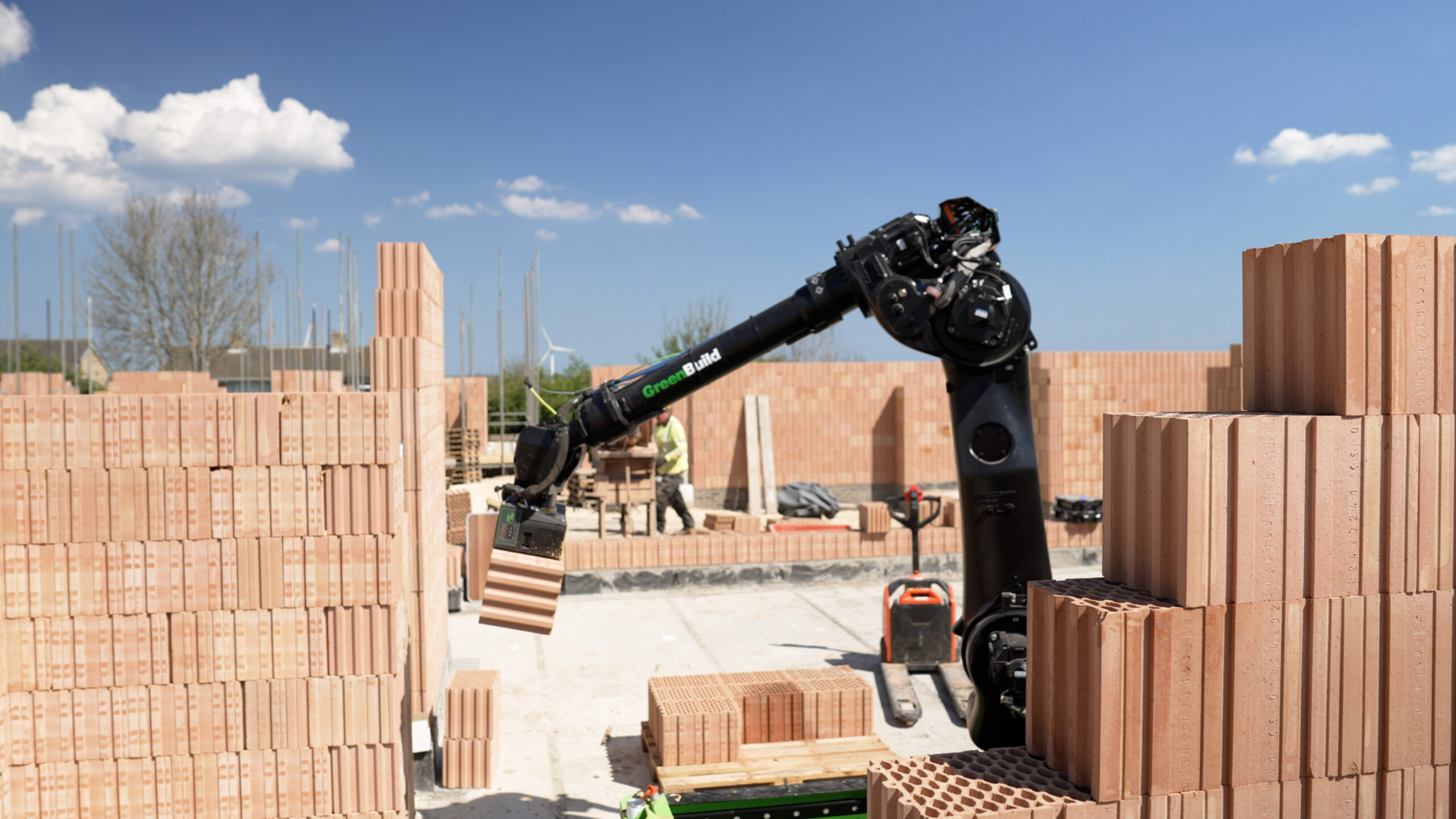 Zdicí robot staví celou ulici rodinných domů v Británii 