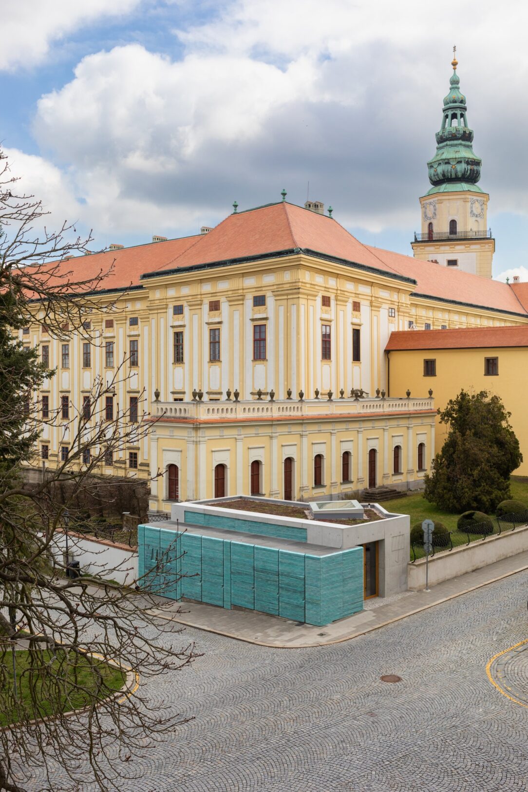 Obnova Mlýnské brány s trafostanicí