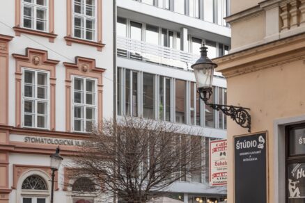 Laurinská 14