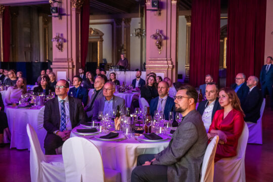 Zleva, Jan Veselý, Libor Čermák a Petr Finkous - PERI Česká republika, Michal Hesek z KOOR s manželkou