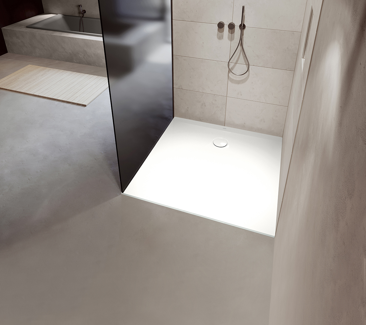 Elegantní bílá sprchová vanička instalovaná v moderní koupelně s minimalistickým vzhledem.