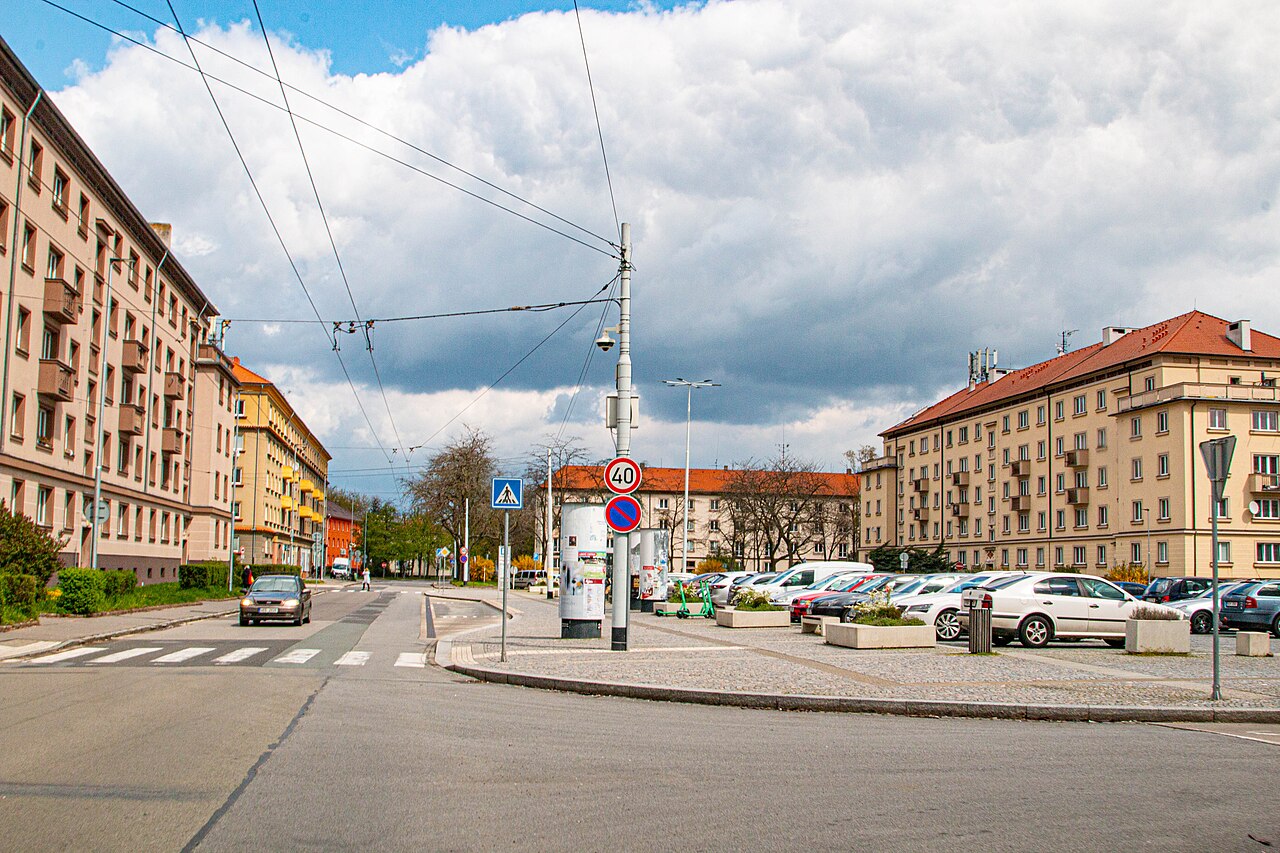 Pardubice, náměstí Dukelských hrdinů