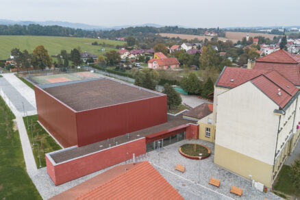 Přístavba tělocvičny v Drahotuších