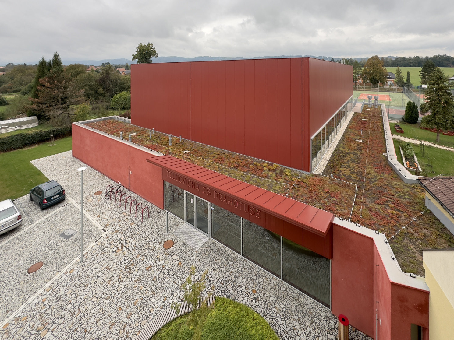 Přístavba tělocvičny v Drahotuších